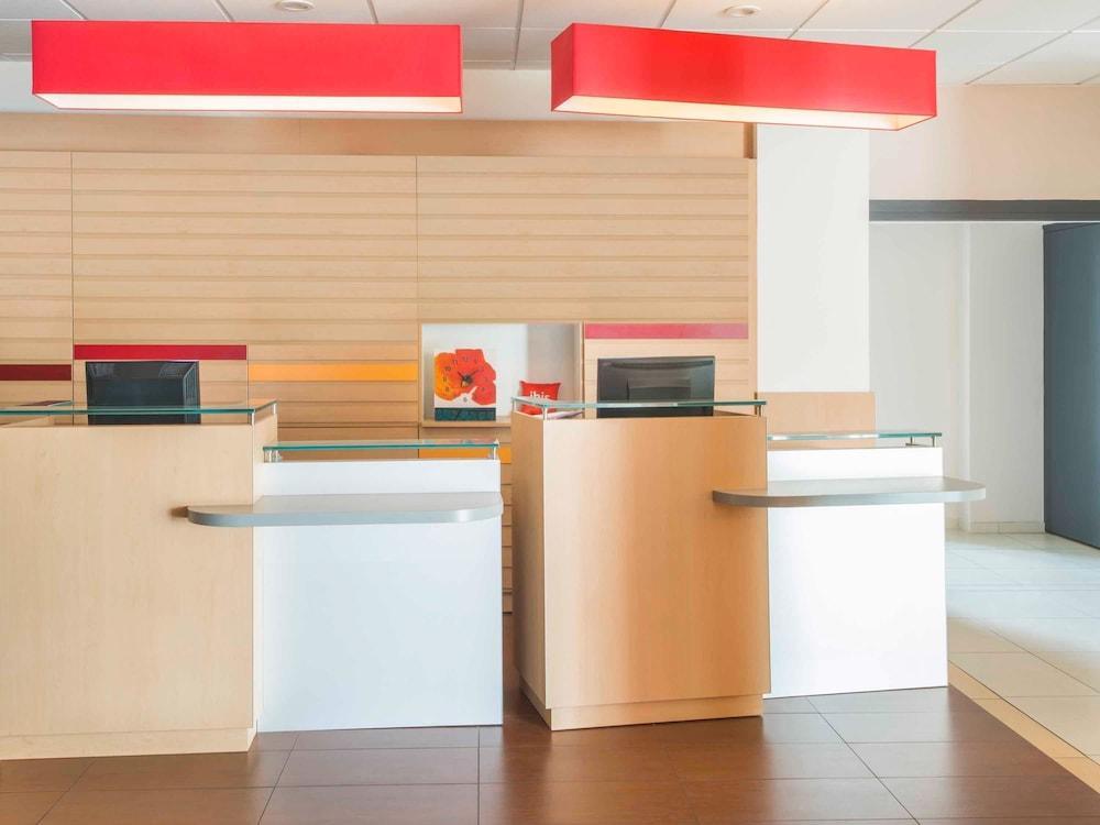 Ibis Cholet Hotel Exterior photo
