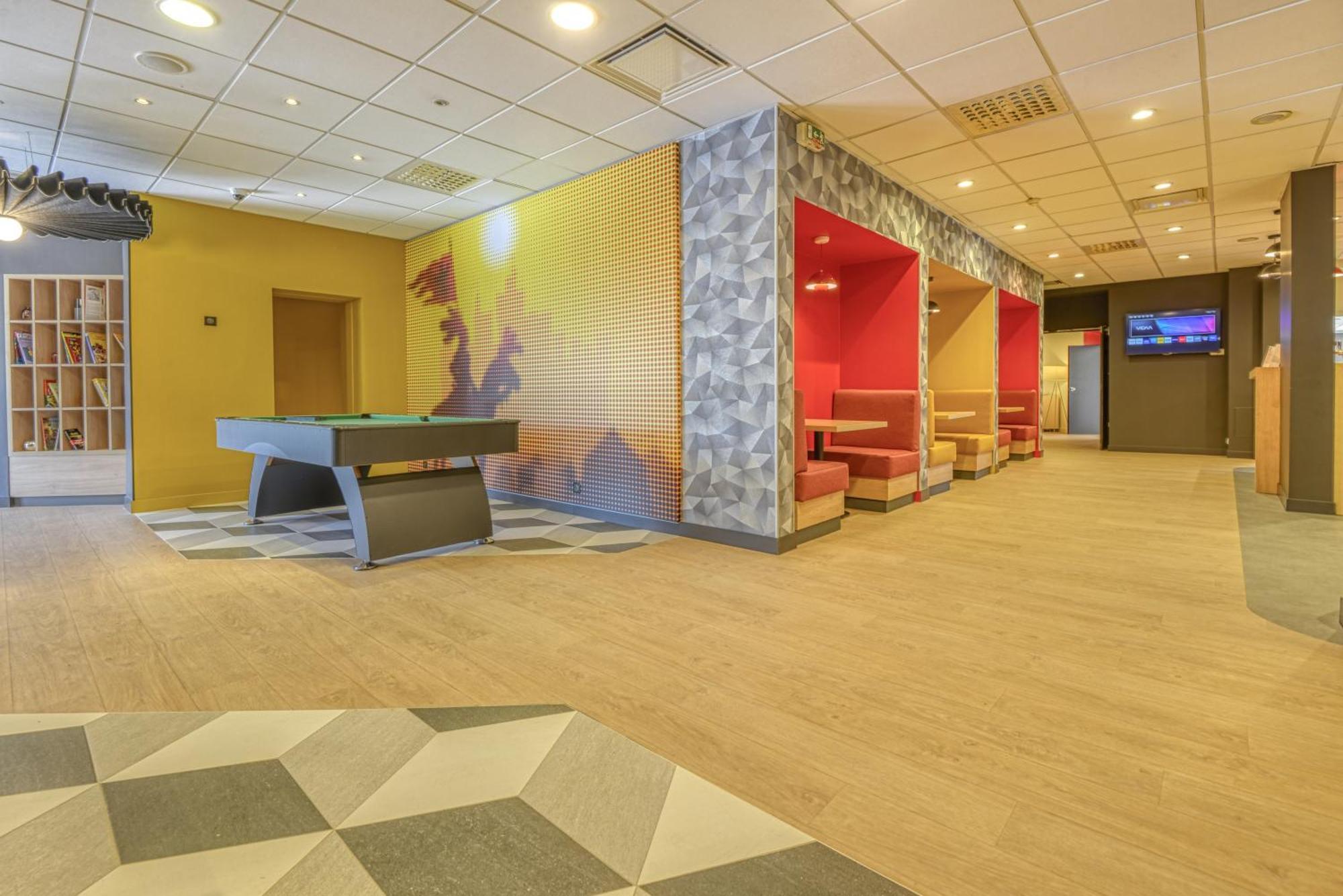Ibis Cholet Hotel Exterior photo