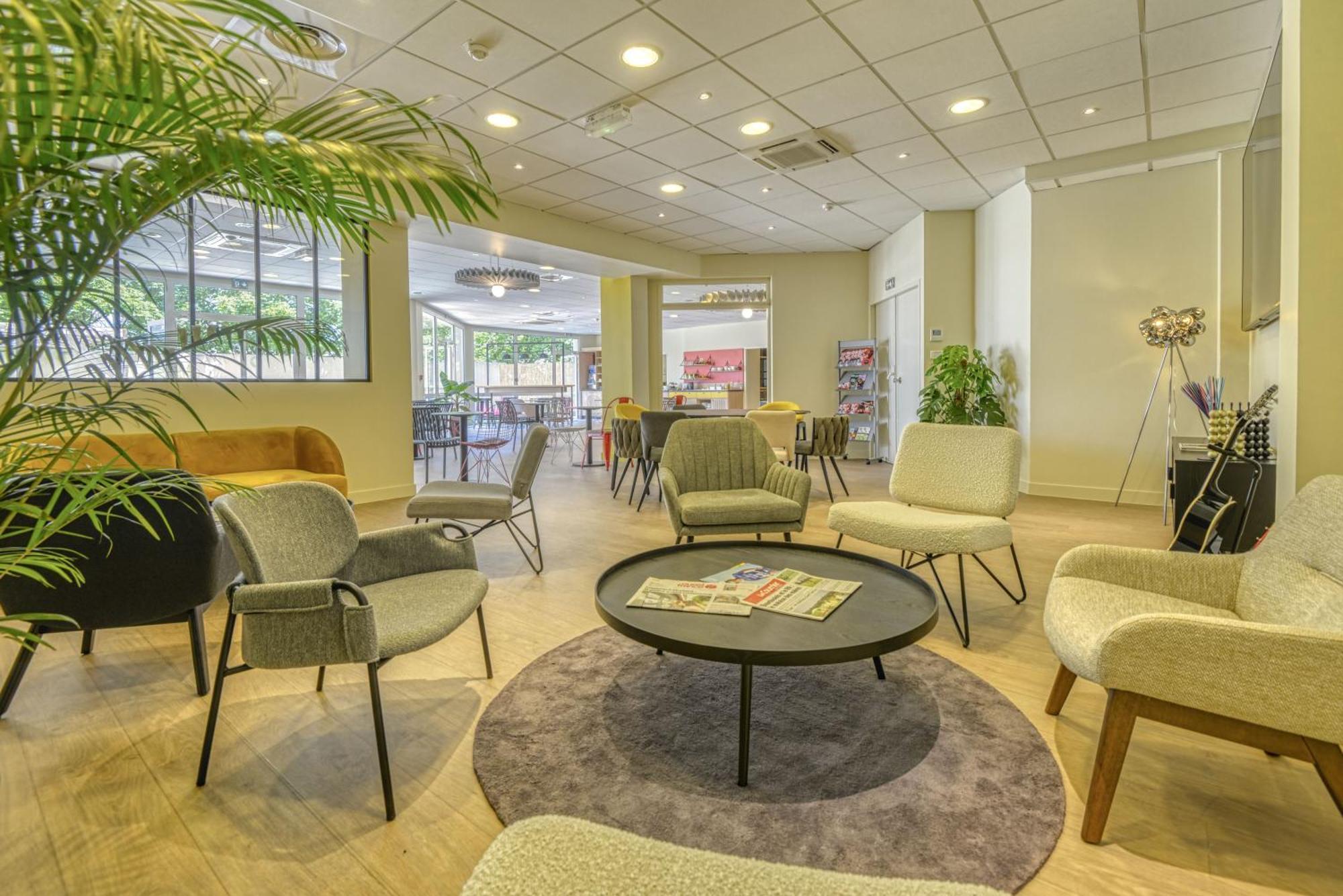 Ibis Cholet Hotel Exterior photo