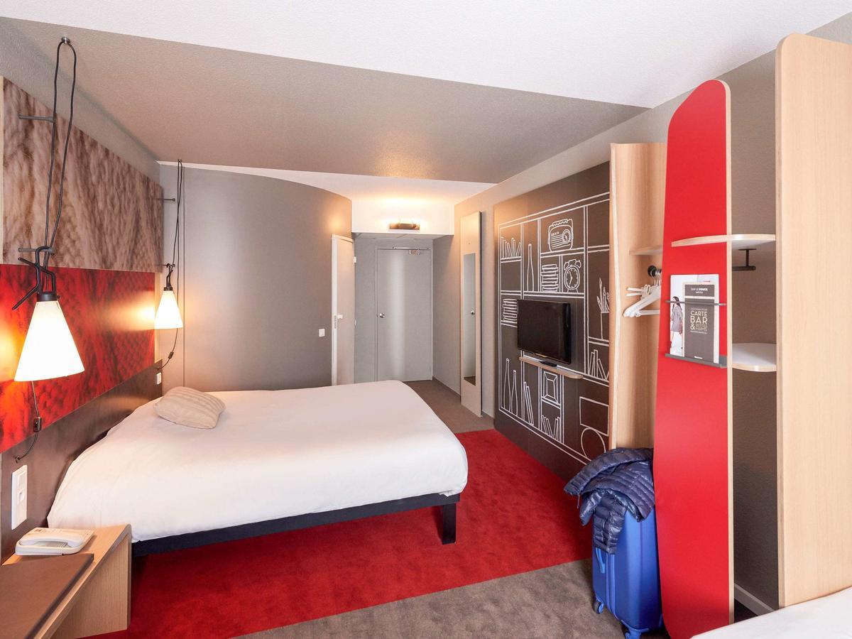 Ibis Cholet Hotel Exterior photo